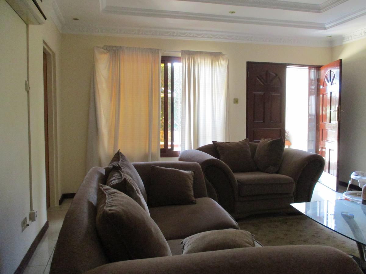 Avon Apartments Лилонгве Экстерьер фото